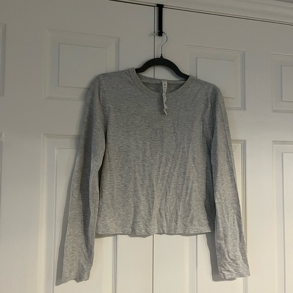 lululemon athletica Tops - Lululemon grey classic fit cotton Long Sleeve Top 8